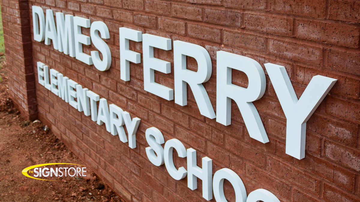 signstoremacon's tweet image. We partnered with the Jones County School System to install this modern Digital LED Monument Sign for Dames Ferry Elementary School. Ready to elevate your school’s visibility? Call Now! 1-800-316-9530 signstoremacon.com
#SchoolSigns #DigitalLED #MonumentSignage #TheSignStore