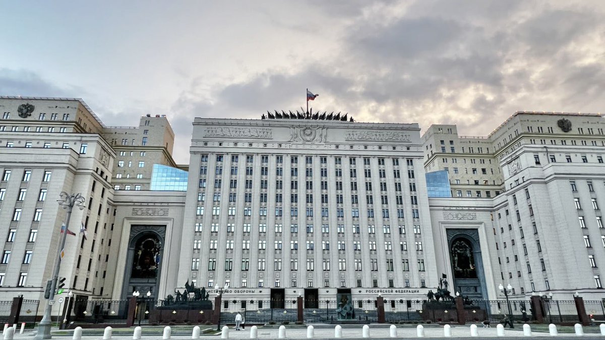 camille_moscow's tweet image. ❗️  Ministère russe de la Défense sur les frappes de missiles #ATACMS dans la région de Koursk : 

Selon les informations du ministère russe de la Défense, l&apos;armée ukrainienne a lancé ces trois derniers jours, deux frappes avec des armes occidentales à longue portée contre des…