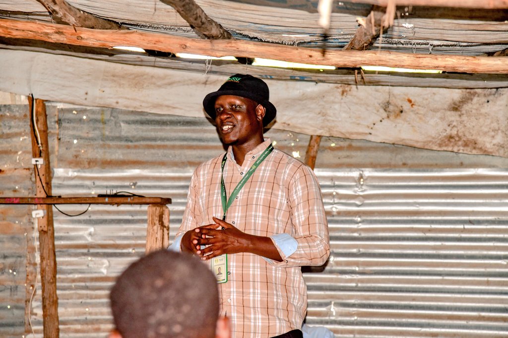 KNCCITurkana's tweet photo. With support from @IloProspects, we engaged entrepreneurs in Kakuma alongside @NSSF_ke to introduce the #HabaHaba scheme. This flexible savings initiative empowers refugees &amp; host communities, fostering financial independence as part of the transition to formality. https://t.co/FQlKHC6mYW