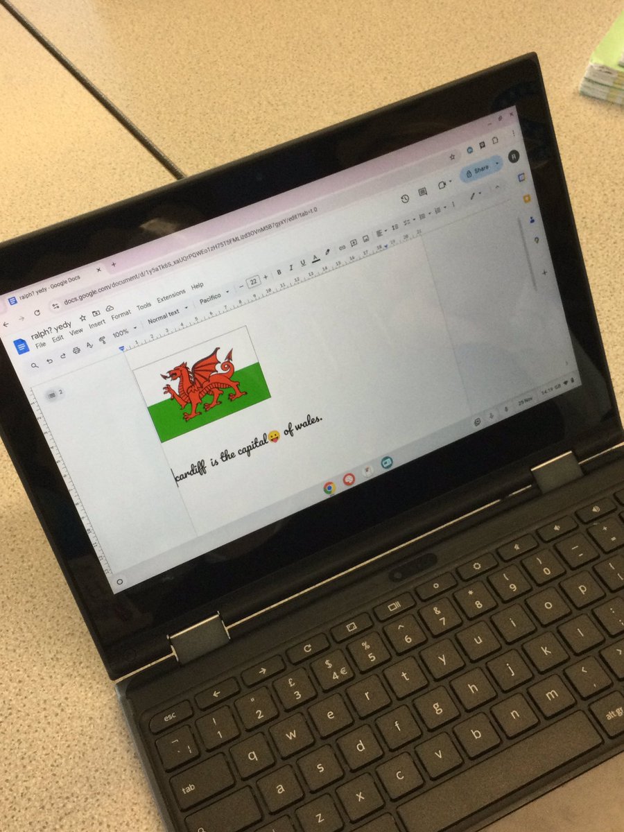 stlukesschoolsw's tweet image. Year 2 are using Chromebooks to create fact sheets on the United Kingdom! They’re learning how to add pictures and change the font size and colour. #DigitalSkills #Year2 #TechInClass #LearningByDoing