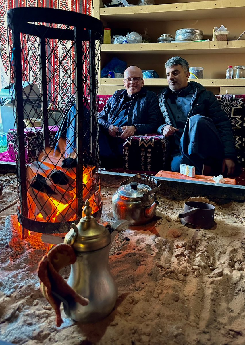 ThompsonMarkC's tweet photo. Saudi Winter Vibes😍
In the desert outside Al Qurayyat with my new friend Abdulaziz 🇸🇦
في الصحراء خارج القريات مع صديقي الجديد عبد العزيز 🇸🇦 https://t.co/0T4QanTHGY