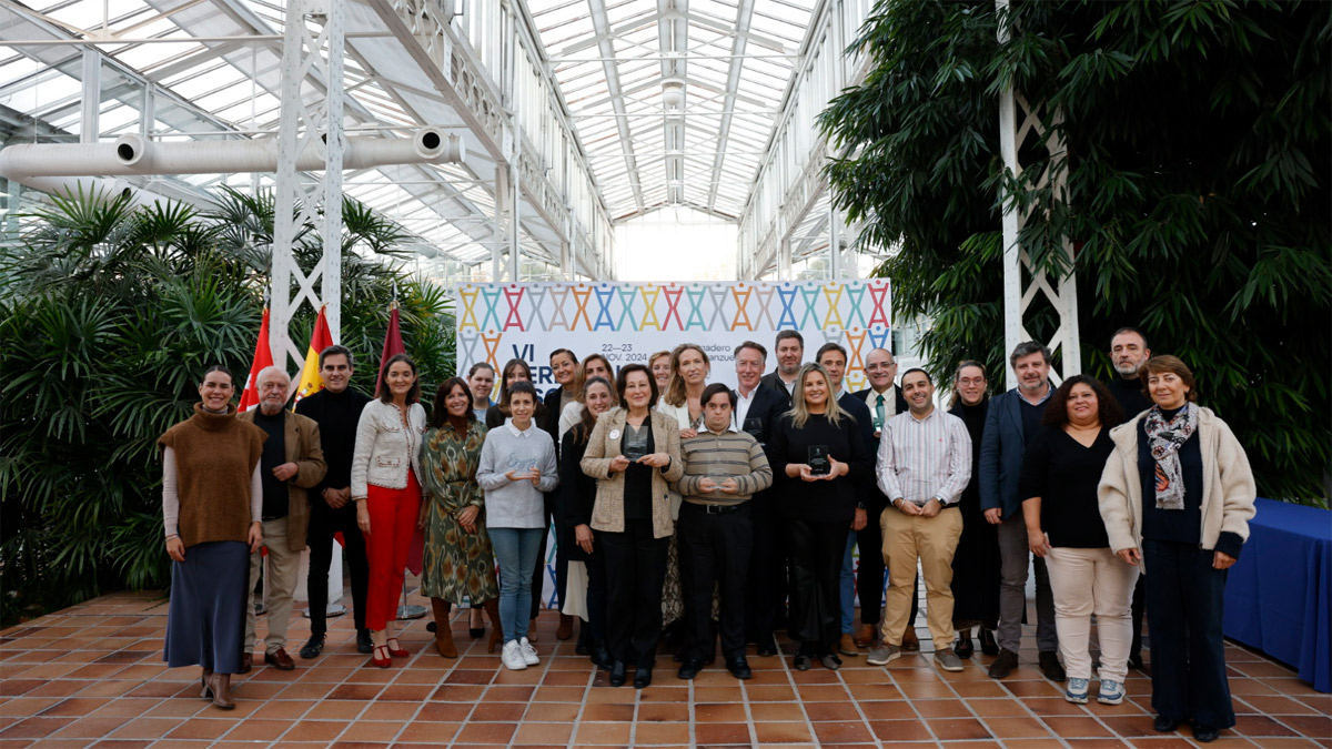 Norte Joven (@anortejoven) on Twitter photo 🏅El ‘Catering solidario’ de Norte Joven, en los II Premios Tercer Sector del Ayuntamiento de Madrid
En 2023:
🍽️casi 3.700 menús,
👩🍳🧑🍳preparados por el alumnado de Cocina de nuestro <a href="/anortejoven/">Norte Joven</a> Villa de Vallecas,
🙌y repartidos a familias necesitadas
acortar.link/4quzLh 🏅El ‘Catering solidario’ de Norte Joven, en los II Premios Tercer Sector del Ayuntamiento de Madrid
En 2023:
🍽️casi 3.700 menús,
👩🍳🧑🍳preparados por el alumnado de Cocina de nuestro <a href="/anortejoven/">Norte Joven</a> Villa de Vallecas,
🙌y repartidos a familias necesitadas
acortar.link/4quzLh