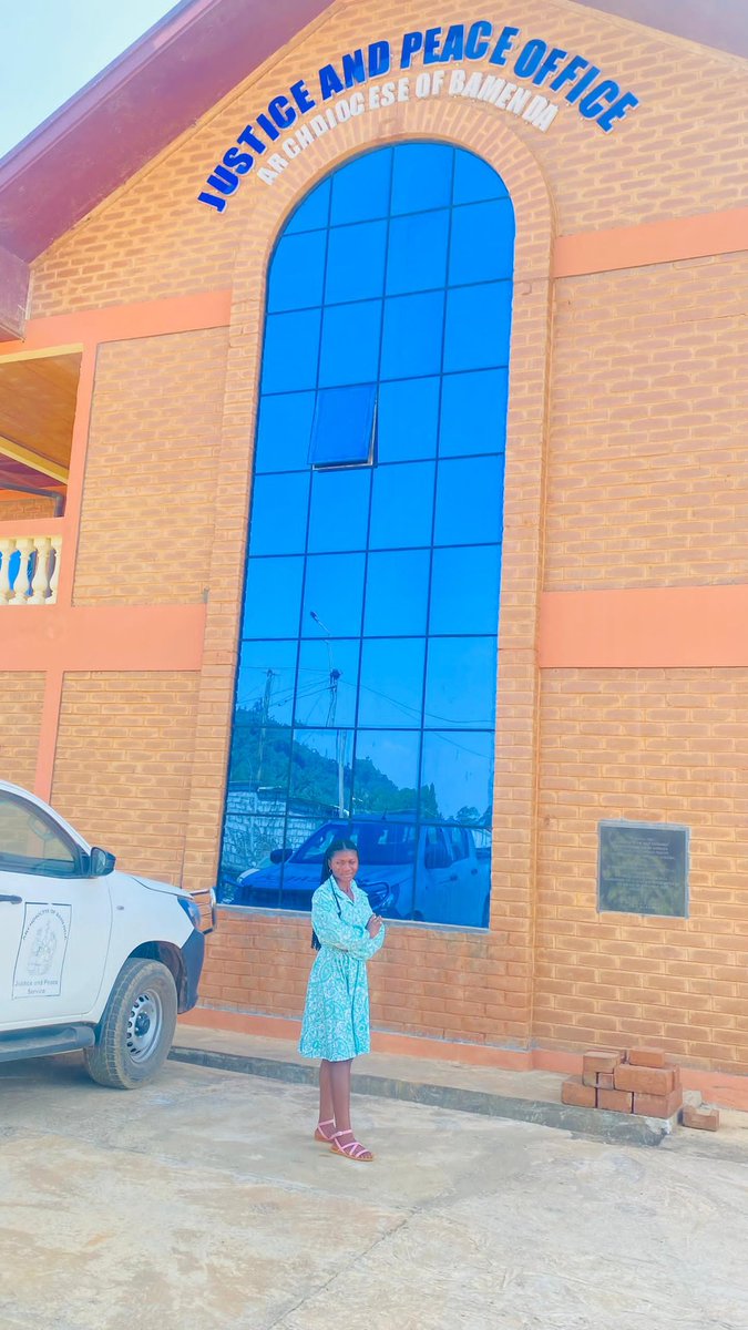 NforNyen's tweet photo. Being an intern in @jps_bda for the past 3 months has been very enriching.I have acquired skills &amp; knowledge on financial procedures,administrative/office practices,organizing/implementing an activity &amp; social media content creation. #internship https://t.co/YB96NCrYUU