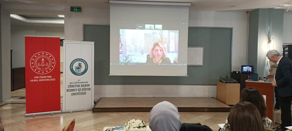 ScientixTurkiye's tweet photo. Din Öğretimi Genel Müdürlügü tarafından gerçekleştirilen STEM Eğitici Eğitimi kursu, 26-30 Kasım 2024, bugün İstanbul Zübeyde Hanım Ögretmenevinde başladı.
@meb_dinogretimi
@mebyegitek
@dogm_arge
#prodemi https://t.co/6tFu4brmsk