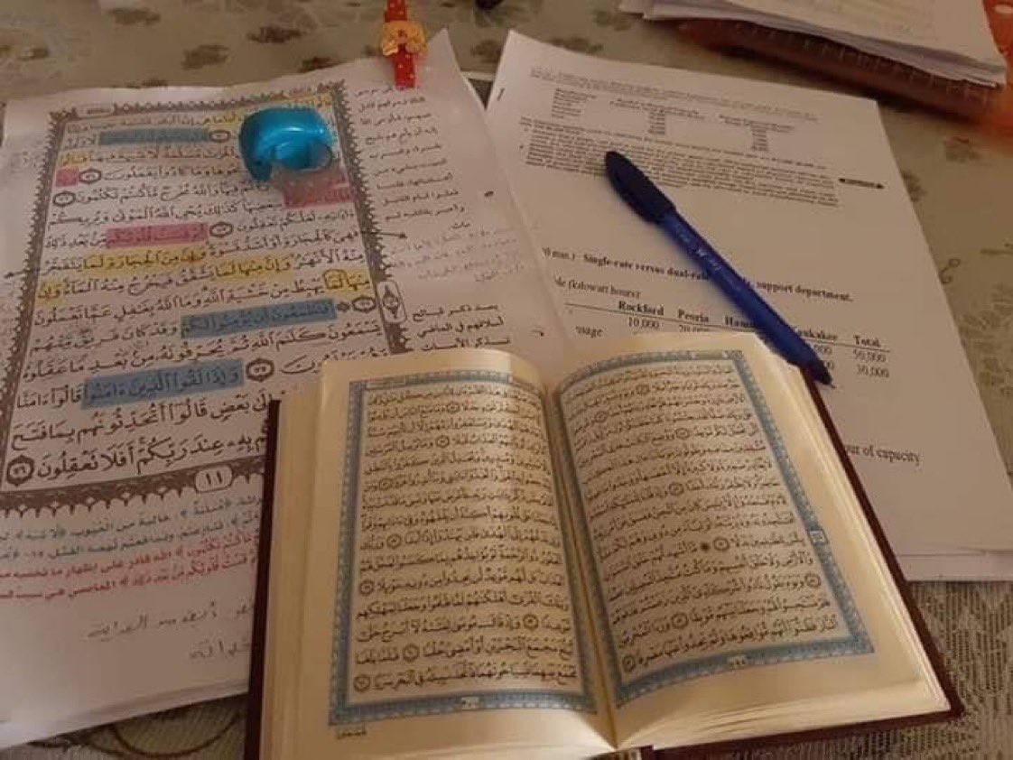 naqa925's tweet photo. "مَا خَالطَ القرآنُ شيئًا إلا باركَه!"🤍 https://t.co/d6gvkwgeGH