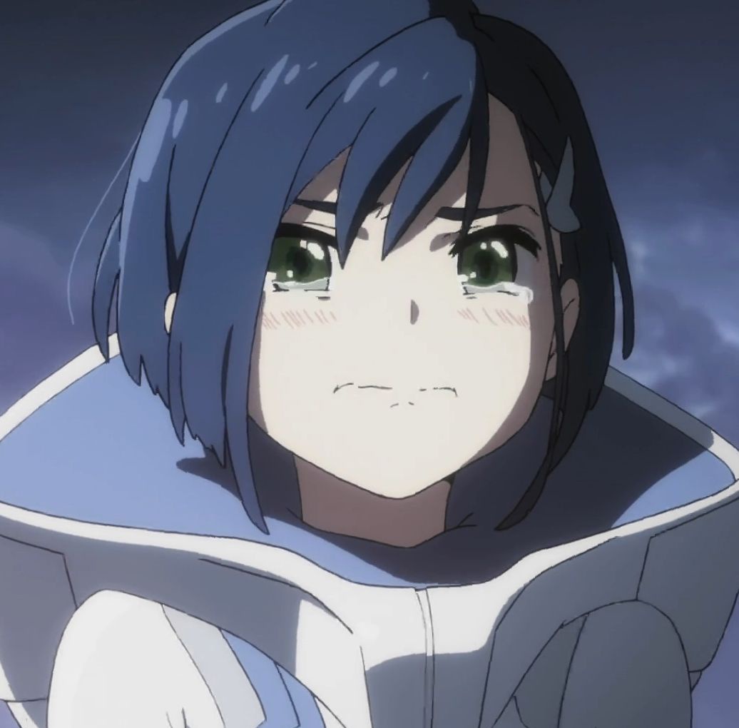 TheMediaBingus's tweet image. Q: How did you come up with the idea to depict the love lives of losing heroines?

A: In DITF, there is a blue hair heroine (Ichigo). She's MC's childhood friend, a representative, somewhat crabby, has small slender stature, but she had all the elements of a losing heroine.

+