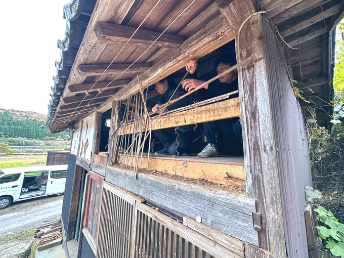 ものすごく長い横揺れ地震すごかった…。まだ揺れてる感じがする(輪島の家の工事の帰り)。時差ボケで揺れてるのかと思った。 