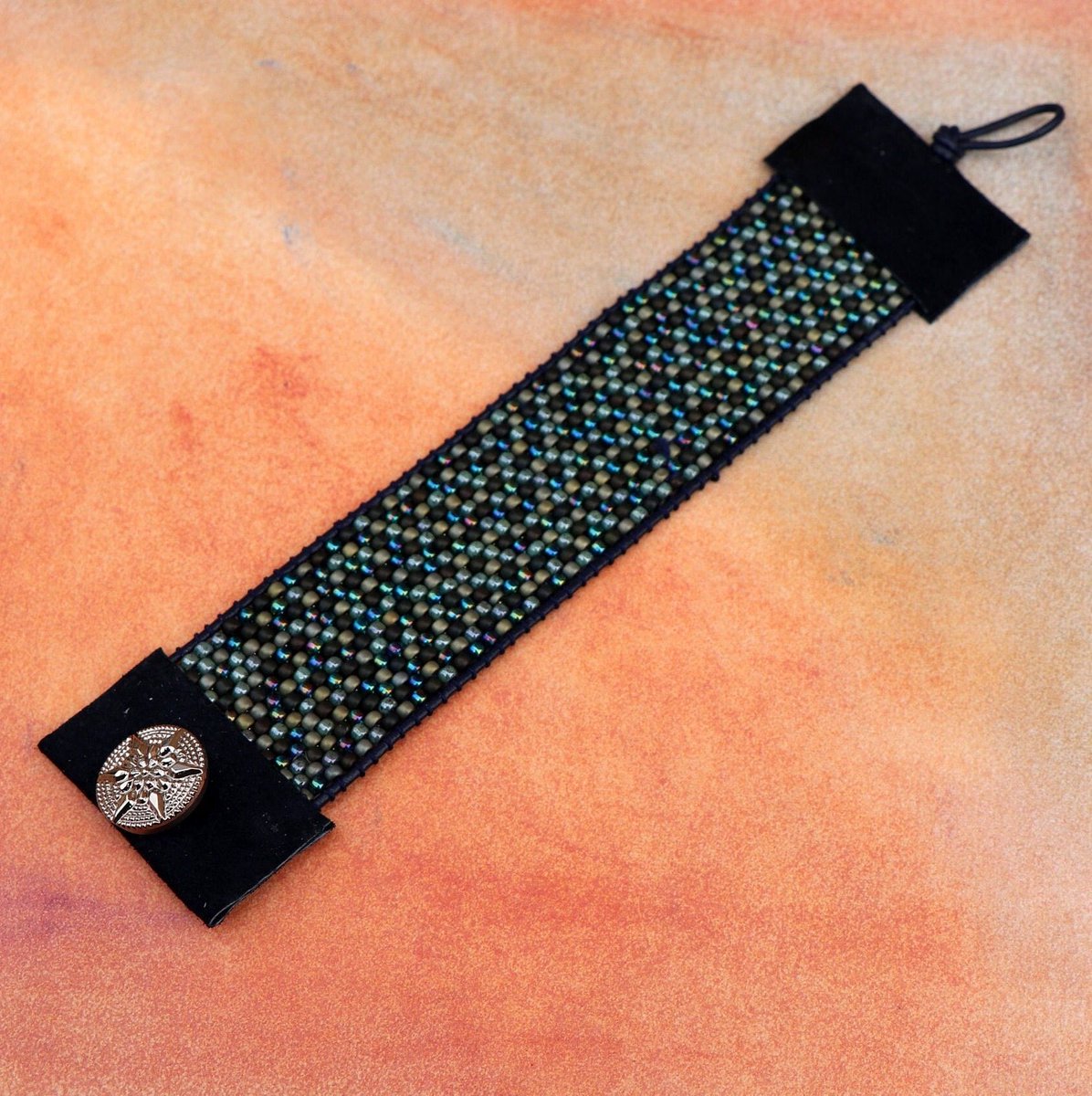 DesertDabbler's tweet photo. Black Friday sales are here! 5 of my beaded and loomed bracelets are on sale now thru Nov 30. See them here: https://t.co/7lR5d4I3sT 
Happy Shopping! https://t.co/aFIR1k0IWe