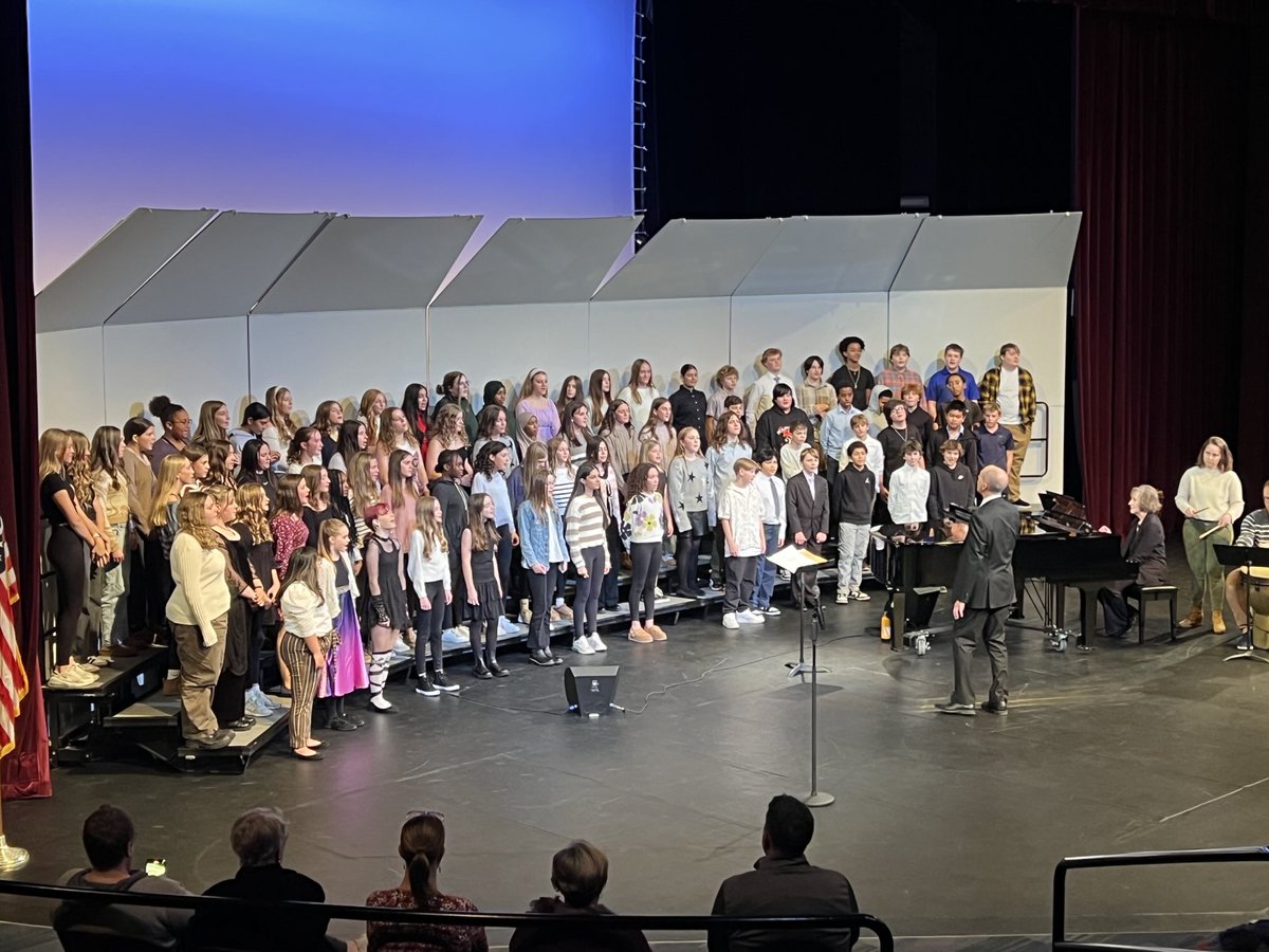 NewsAtTheRidge's tweet photo. Very proud of our choir students and the amazing job they did at the concerts last week. https://t.co/vE4jmXiYRw