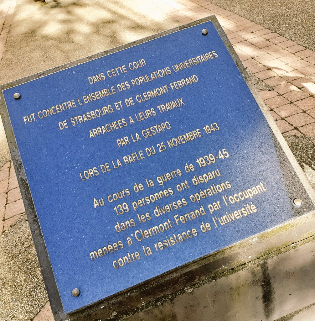 Karim BENMILOUD (@benmiloudkarim) on Twitter photo 🇨🇵 Cérémonie
Hier, sur le site Carnot <a href="/UCAuvergne/">UCA</a>, commémoration des 81 ans de la rafle du 25 nov. 1943, où 1.200 étudiantes, étudiants, personnels de l'Université de Strasbourg repliée à Clermont-Ferrand furent arrêtés par les nazis et 130 déportés.
<a href="/Prefet63/">Préfet du Puy-de-Dôme</a> <a href="/RegionAcAura/">Région académique AURA</a> 🇨🇵 Cérémonie
Hier, sur le site Carnot <a href="/UCAuvergne/">UCA</a>, commémoration des 81 ans de la rafle du 25 nov. 1943, où 1.200 étudiantes, étudiants, personnels de l'Université de Strasbourg repliée à Clermont-Ferrand furent arrêtés par les nazis et 130 déportés.
<a href="/Prefet63/">Préfet du Puy-de-Dôme</a> <a href="/RegionAcAura/">Région académique AURA</a>