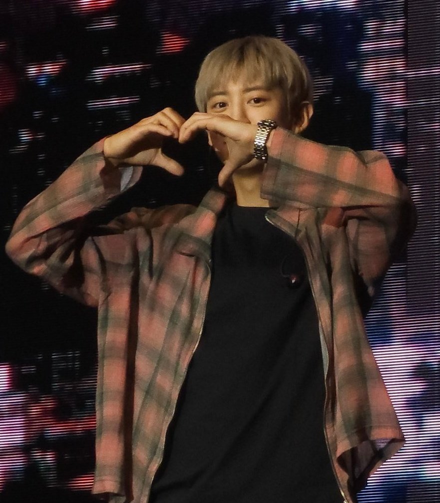 loeyrated's tweet photo. 32 CHERRYFULL YEARS WITH CHANYEOL 🥹🩷

#OurCloverLoeyDay
#찬열이란_행복이_쏟아져내리는_오늘
#HappyChanyeolDay https://t.co/FvFHJuI6Xy