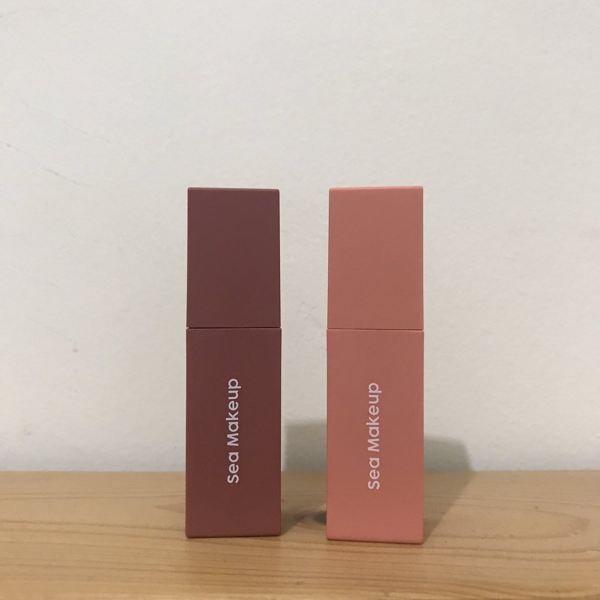 fleurdepourpre's tweet photo. wts — want to sell

preloved bundle sea makeup lacquer lip ink shade manhattan &amp; old fasioned
 
♡ 85k
♡ like new, isi ± 95% (3 atau 4 kali swatches)
♡ expired maret 2027
♡ dijual karna warnanya gak cocok 

📍jaksel, bisa co 🍊

#preloved #zonajajan https://t.co/Z10GzYIaR0