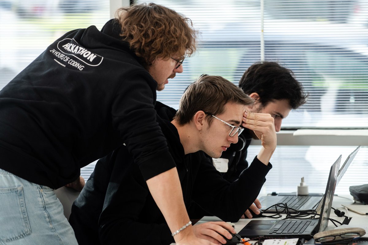 NOIhackathon's tweet photo. NOI Hackathon SFSCON Edition 2024 – All online!

🎥 Videos of all project presentations
👥 All the team projects
📷 The best photos of the event

Dive into Hackathon 2024! 👉 https://t.co/jKSDKdSsU2

#NOIhackathon https://t.co/JF3RFGycFu