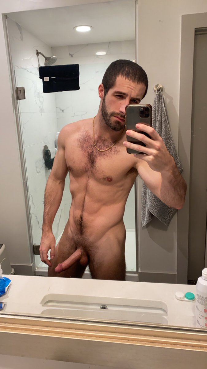 Alex Monroe tweet media