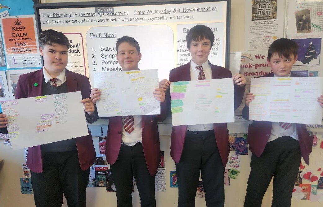 BroadoakSch's tweet image. 9.3 English using revision techniques for their final assessment on the play Noughts &amp;amp; Crosses 💭#englishrevision #mindmapping #noughtsandcrosses #bOS_work