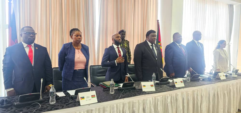 IOMMalawi's tweet photo. Today in Blantyre, Hon. Minister for Homeland Security, Ken Zikhale Ng'oma, chairs the launch of the joint technical working group for the Malawi-Mozambique cross-border mobile pass initiative implemented by @IOM with the support from SATCP and funding from @WorldBank. https://t.co/TQSKXh8e2z