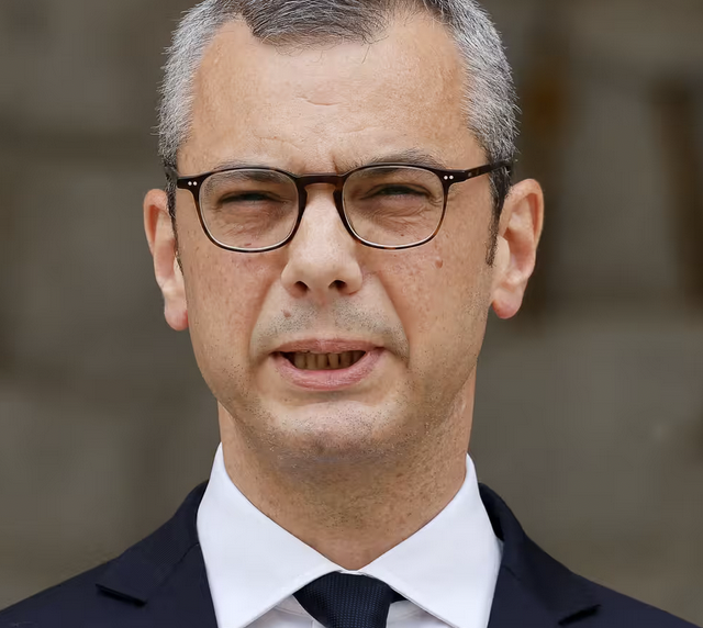 🔴 La cour d'appel de Paris confirme les poursuites contre Alexis Kohler, le  secrétaire général de l'Élysée, pour soupçons de prise illégale d'intérêts dans l'enquête sur ses liens familiaux avec l'armateur MSC.