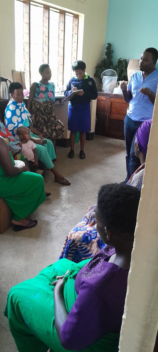 NutritionistKD's tweet image. Every Tuesday is #CookingSession that is usually targeting Paediatric Mothers attending to children and Pregnant Mothers waiting in the Mothers waiting hostel.

@Bwindihospital we believe in Prevention, whereas treatment follows, continuous health education go on Every Tuesday
