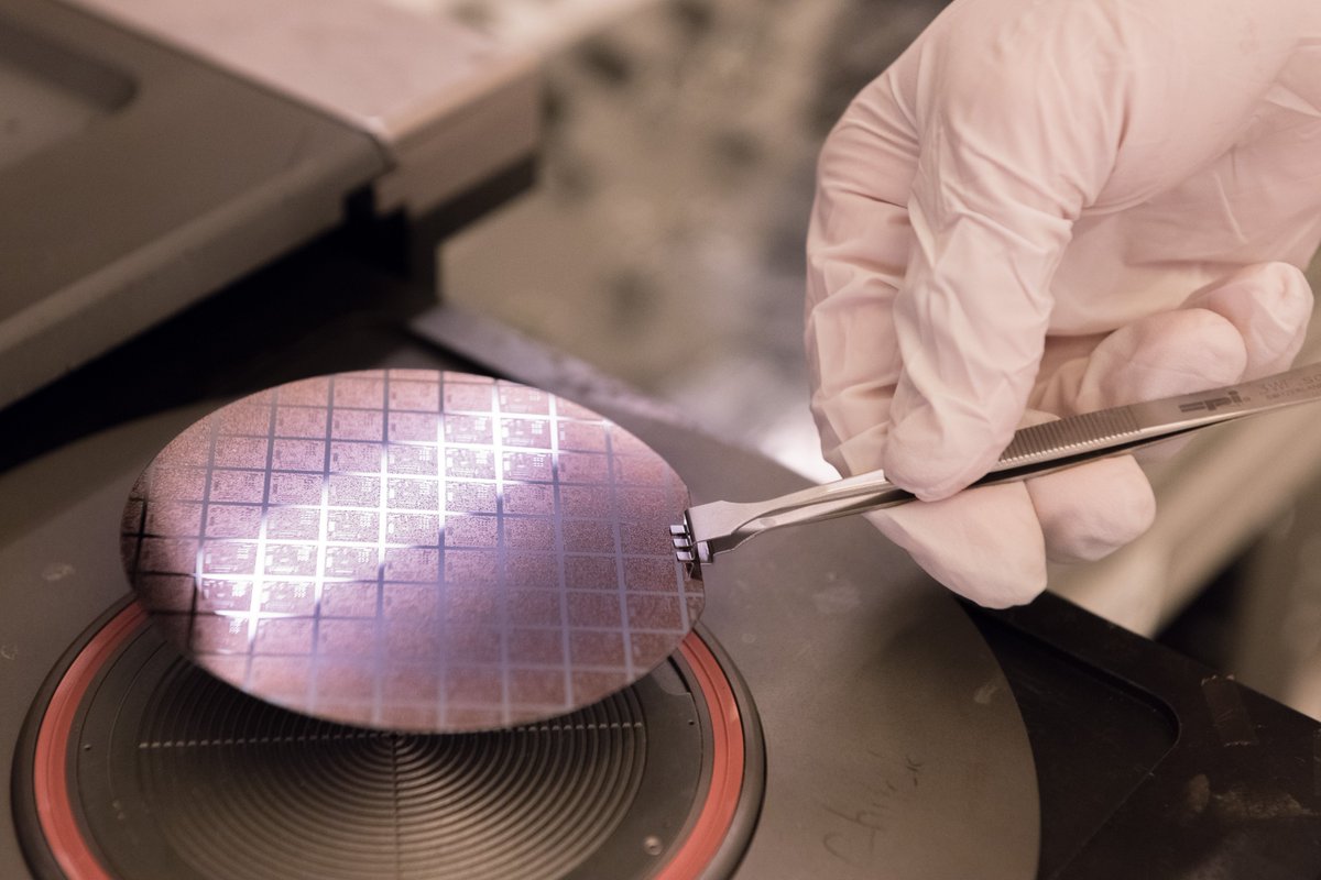 Georgia Tech College of Engineering (@gatechengineers) on Twitter photo Georgia Tech, <a href="/srcorg/">Semiconductor Research Corporation (SRC)</a> & our partners have secured $285M from <a href="/CommerceGov/">U.S. Commerce Dept.</a> for a first-of-its-kind CHIPS manufacturing institute. We’ll use digital twins to accelerate the development and deployment of domestically produced microelectronics. b.gatech.edu/4eJ6RY4 Georgia Tech, <a href="/srcorg/">Semiconductor Research Corporation (SRC)</a> & our partners have secured $285M from <a href="/CommerceGov/">U.S. Commerce Dept.</a> for a first-of-its-kind CHIPS manufacturing institute. We’ll use digital twins to accelerate the development and deployment of domestically produced microelectronics. b.gatech.edu/4eJ6RY4
