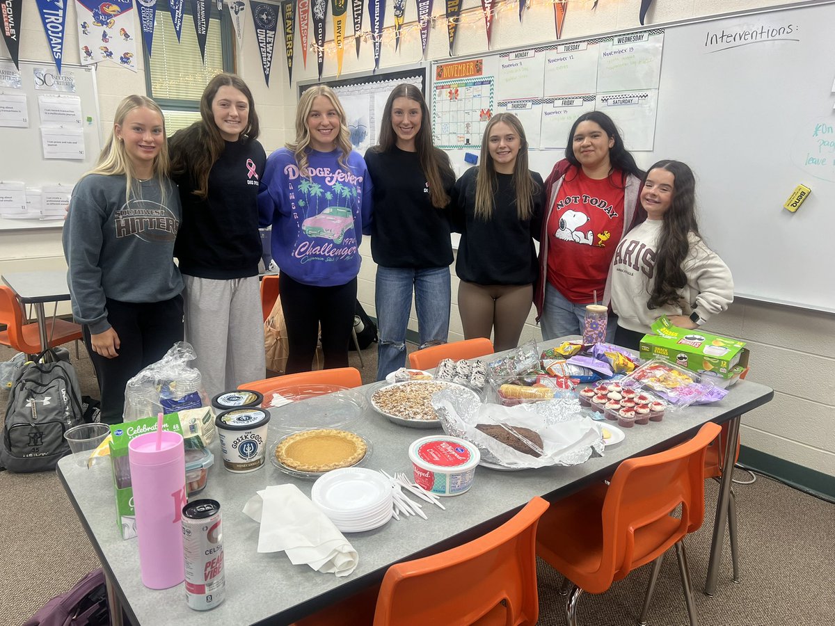 Holcomb Yearbook tweet media