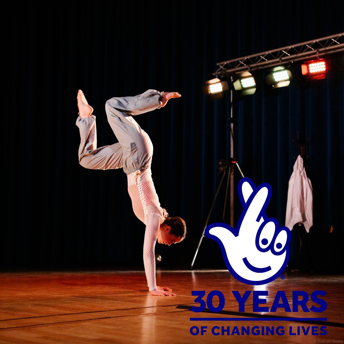 Thanks to Arts Council England. You helped us take Soothe to the next level!
<a href="/liezl_dances/">Liezl de Wouters - Dew Dance</a>
<a href="/zuniga_esteban/">Esteban Zúñiga</a>
Photo: DGrisby #thankstoyou #nationallottery30 #sootheshow #threatdrivesoothe #moderndance #contemporarydance #chemistry #molecule #hormones #mime #theatre #physicaltheatre