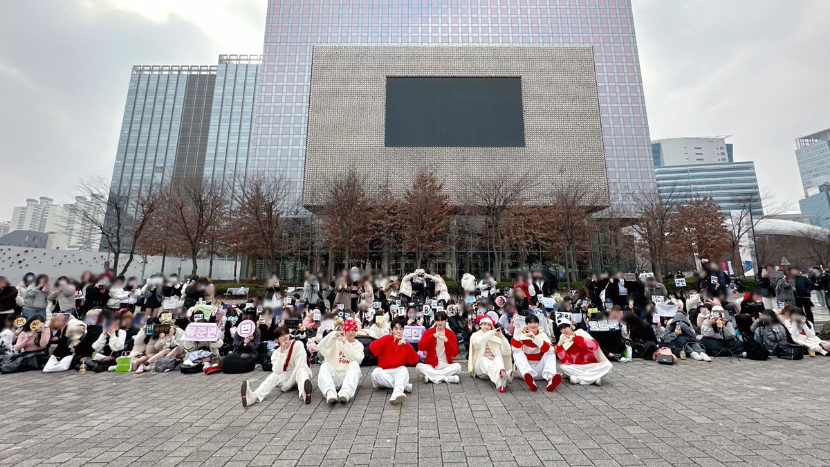 Today marks a year since ATBO made their comeback.

#ATBO #에이티비오
<a href="/ATBO_members/">ATBO</a> <a href="/ATBO_ground/">ATBO</a>