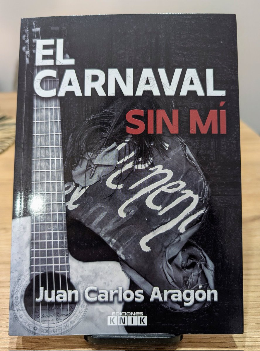 IvanGarAlb's tweet photo. Me acaba de llegar algo a lo que le tenía infinitas ganas. Escuchar y leer al cabesa siempre era enriquecedor, pero no puedo evitar que me inunde la pena.  Las últimas palabras. Las últimas enseñanzas. Se te echa de menos. @comparsajc #ElcarnavalsinMi https://t.co/XFcfXis2wV