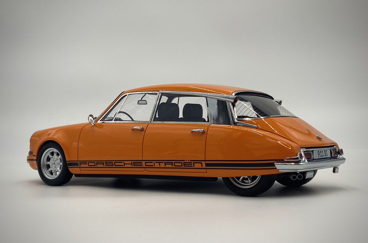 Ry0u_Ry0u's tweet photo. 実物を見て思わず買ってしまったautocultの1/18 911 DS
顔はポルシェ、ボディはシトロエンの世にも不思議なニコイチ仕様、唯一無二だけど意外ときれいにまとまってて良き
ノーマルのDSと並べて飾りたい
#autocult https://t.co/nuP2i3uyNw