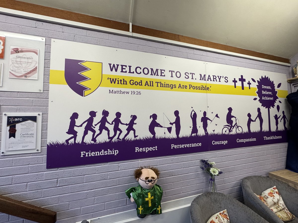 Cameron Don-Duncan (@rockkidzcam) on Twitter photo Today I’m in Hinckley visiting <a href="/StMarys_Hinck/">St Mary's C of E</a> & their wonderful headteacher <a href="/RachelAyres7/">Rachel Ayres</a> ✅ Today I’m in Hinckley visiting <a href="/StMarys_Hinck/">St Mary's C of E</a> & their wonderful headteacher <a href="/RachelAyres7/">Rachel Ayres</a> ✅