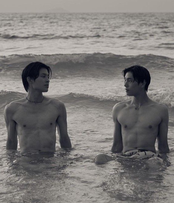 คุณธีร์น้องพีช                    ปาล์มคุณหนึ่ง

ปอนด์ภูวินกับน้ำตลอดไป 

PONDPHUWIN GMMTV2025

#MeAndTheeSeries
#GMMTV2025
#ปอนด์ภูวินทร์
<a href="/ppnaravit/">ppnaravit</a> <a href="/phuwintang/">phuwintang</a>