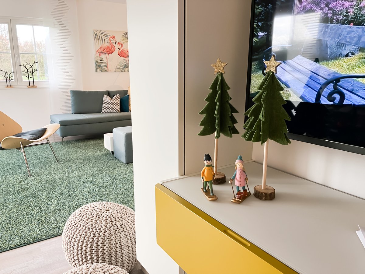 UngerPark's tweet photo. Entdecke deinen Traumbungalow mit allkauf🎄
Egal ob klassisch mit Walmdach, modern als Winkelbungalow oder flexibel als Ausbauhaus – bei allkauf findest du den perfekten Bungalow stilvoll und ideal für dich und deine Familie!

#Bungalow #Traumhaus #Hausbau #Allkauf #UngerPark https://t.co/7ns0O2ooWm