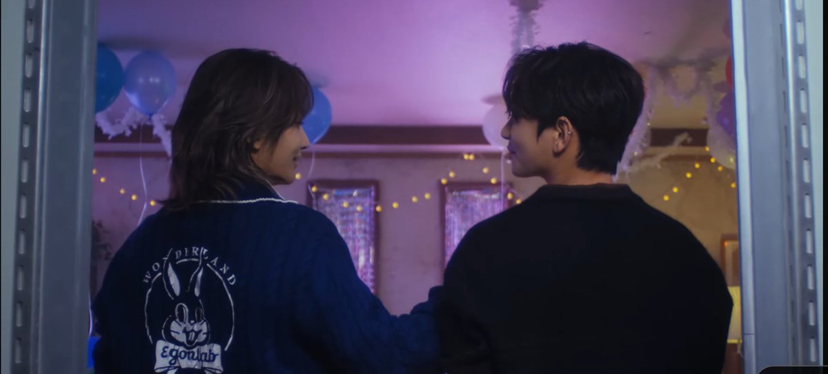 xueishaoo's tweet image. YOONHONG OH MY FREAKING GOD ! 😭🤍