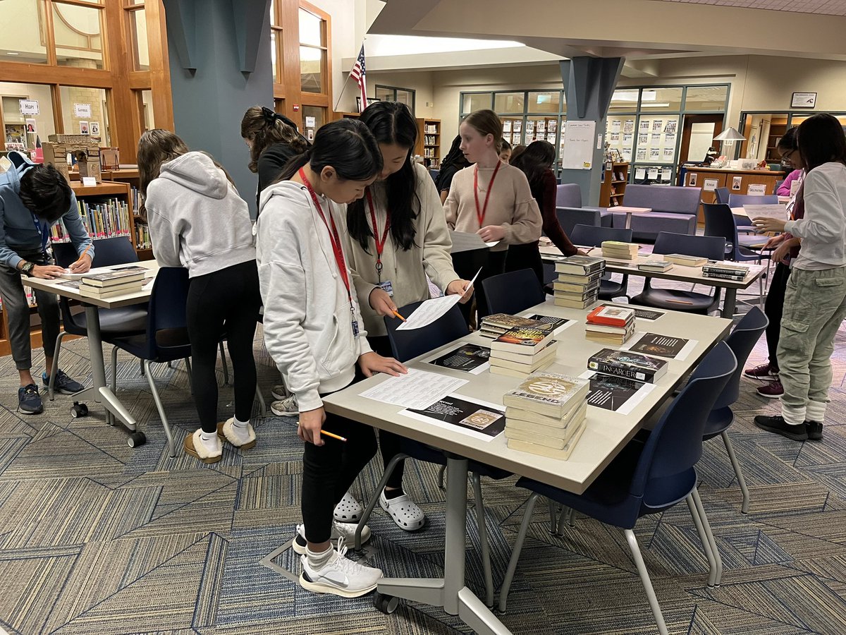 RisingerReads's tweet photo. Dystopian BINGO book tastings with 6th grade today https://t.co/1M9jvs2Ko8