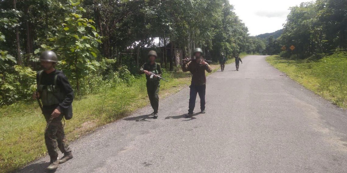 The resistance forces seek to prevent the regime from reinforcing Rakhine’s Ann town, which the Arakan Army claims it is poised to capture.
#WhatsHappeningInMyanmar
#WarAgainstTheJuntaMyanmar
