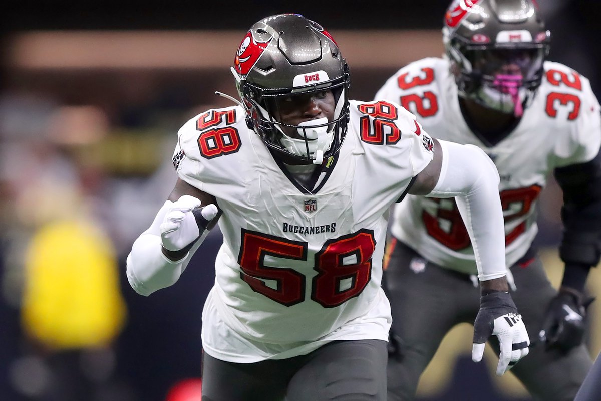 Former Pro-Bowl LB Shaq Barrett, who announced his retirement from the NFL in July, has applied to be reinstated to play immediately, per his agents Drew Rosenhaus and Robert Bailey. Barrett is coming out of retirement. The Dolphins currently hold Barrett’s contractual rights.