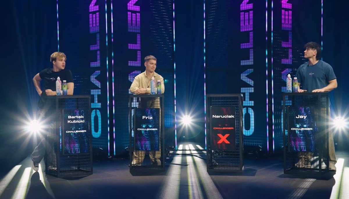 devoniica's tweet image. naruciak bedziemy tesknic😕😕#challenger