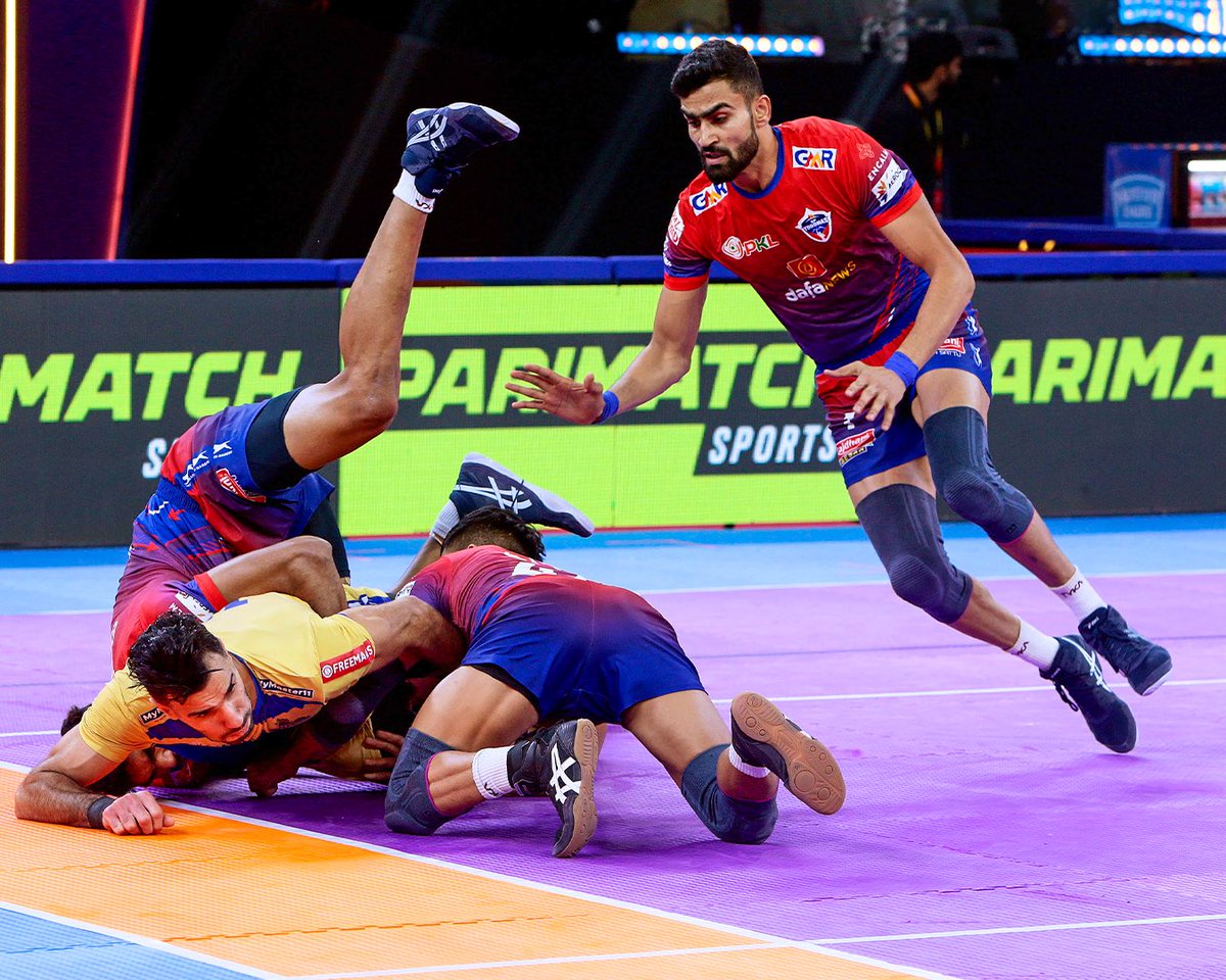 UpYoddhas's tweet photo. 𝙏𝙤𝙥𝘿𝙚𝙛𝙚𝙣𝙨𝙚.𝙟𝙥𝙜 💪👊
#SaansRokSeenaThok #YoddhasHum #YalgaarHo #ProKabaddi #PATvUP https://t.co/zXvM46Tkij