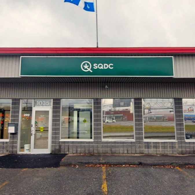 La succursale de Sainte-Marie a ouvert ses portes hier matin!

Comme le mentionne si bien le journal MaBeauce.com, c'est juste à côté du célèbre Casse-croûte Mary Rockets. 🍟

Bonne première semaine à toute l'équipe!

📍 1035, boulevard Vachon Nord