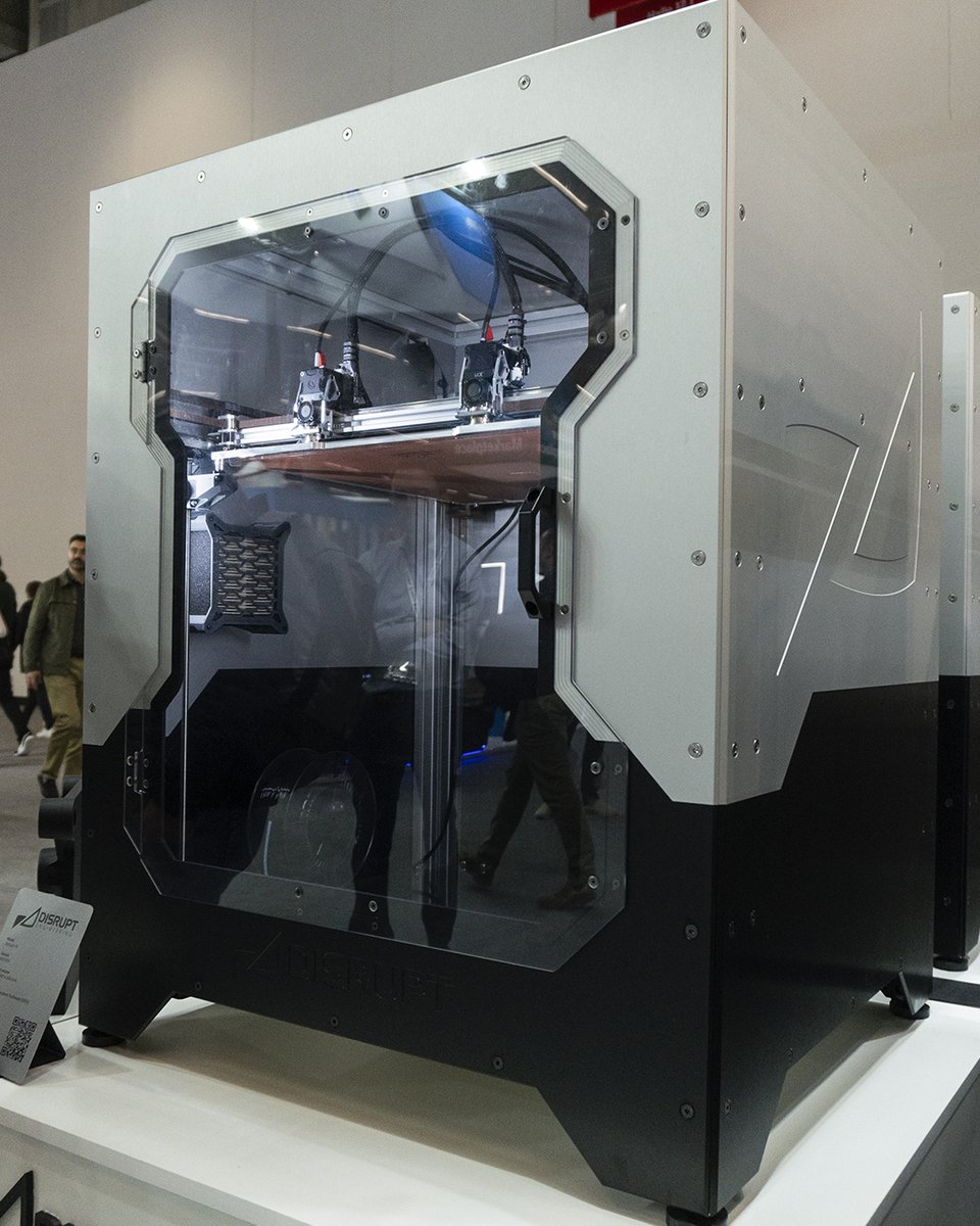disruptmachine's tweet image. Introducing the V0 - Disrupt’s first concept machine, unveiled last week at Formnext 

#DisruptEngineering #ShakingItUp