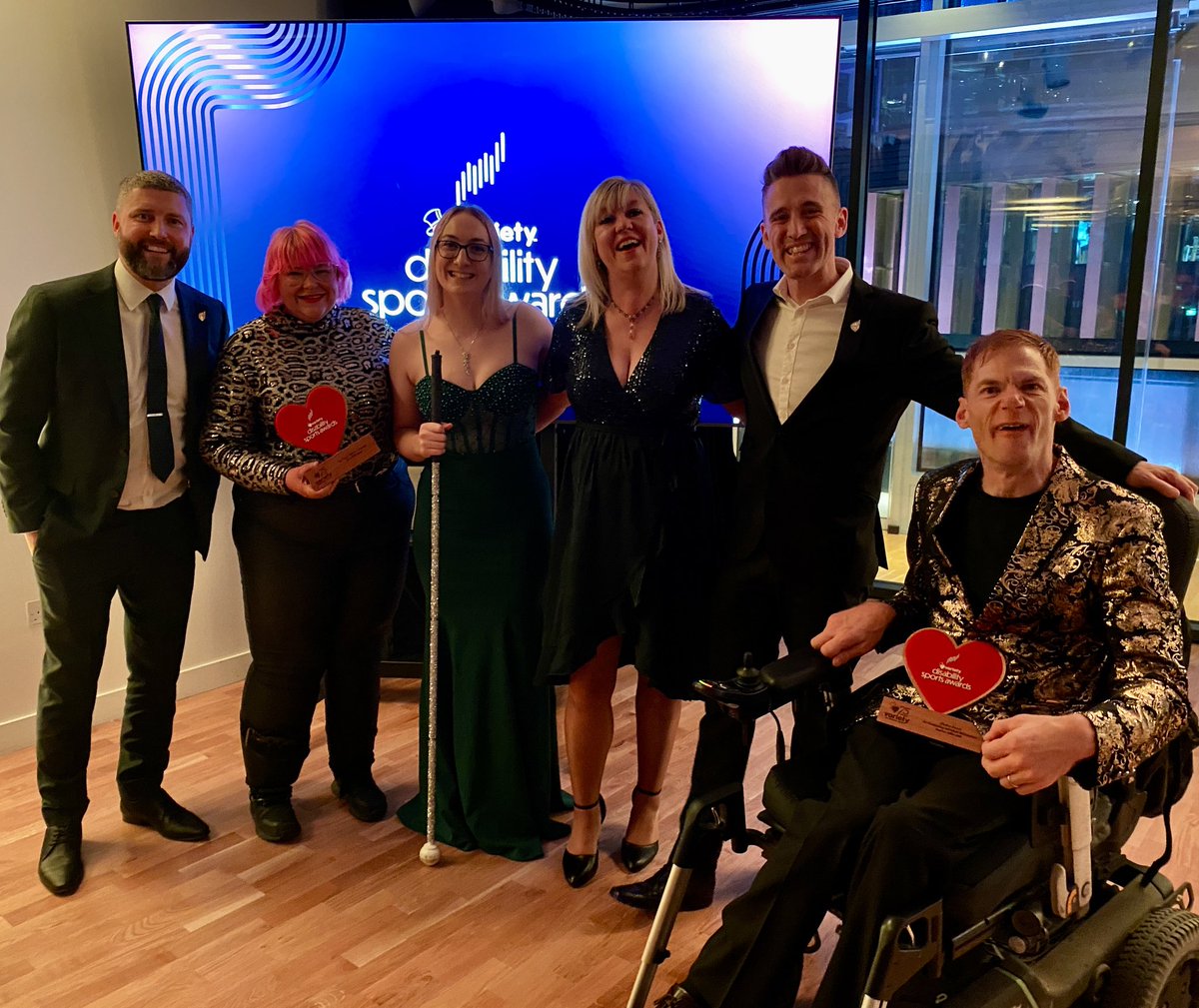 ParalympicsGB's tweet image. Winner after winner after winner last night @VarietyGB Disability Sports Awards last night for some ParalympicsGB legends!
An additional win as well for @EveryBodyMoves powered by @ToyotaUK, who claimed the Yoo Capital Award for Innovation
#ParalympicsGB #paralympics #paris2024