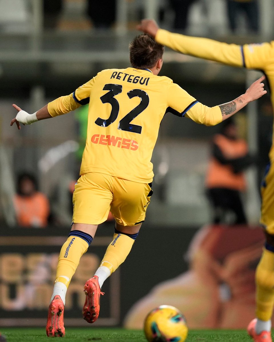 SerieA_ES's tweet photo. 🙌 De Victoria a la #SerieA para ser una semana más 𝑴𝑨𝑿𝑰𝑴𝑶 𝑮𝑶𝑳𝑬𝑨𝑫𝑶𝑹 🔥 https://t.co/JYAELkPVYt