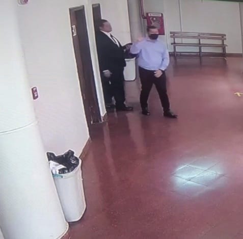 Defensor Publico del <a href="/MDP_py/">Defensa Pública Paraguay</a> CDE de nombre Rodrigo Cuevas Tapari, mas conocido como el acosador de hombres y maltratador de mujeres, sigue impunemente realizando sus fechorías! <a href="/javiersqui/">Javier Esquivel</a> <a href="/ConsejoParaguay/">Consejo de la Magistratura (CM)</a> <a href="/PoderJudicialPY/">Corte Suprema CSJ</a> <a href="/adeppy_prensa/">prensaADEPPY</a> <a href="/asofiscalespy/">AAFP</a> <a href="/Asomagjudpy/">Asociación de Magistradas Judiciales del Paraguay</a> <a href="/Jem_py/">Jurado de Enjuiciamiento de Magistrados</a>