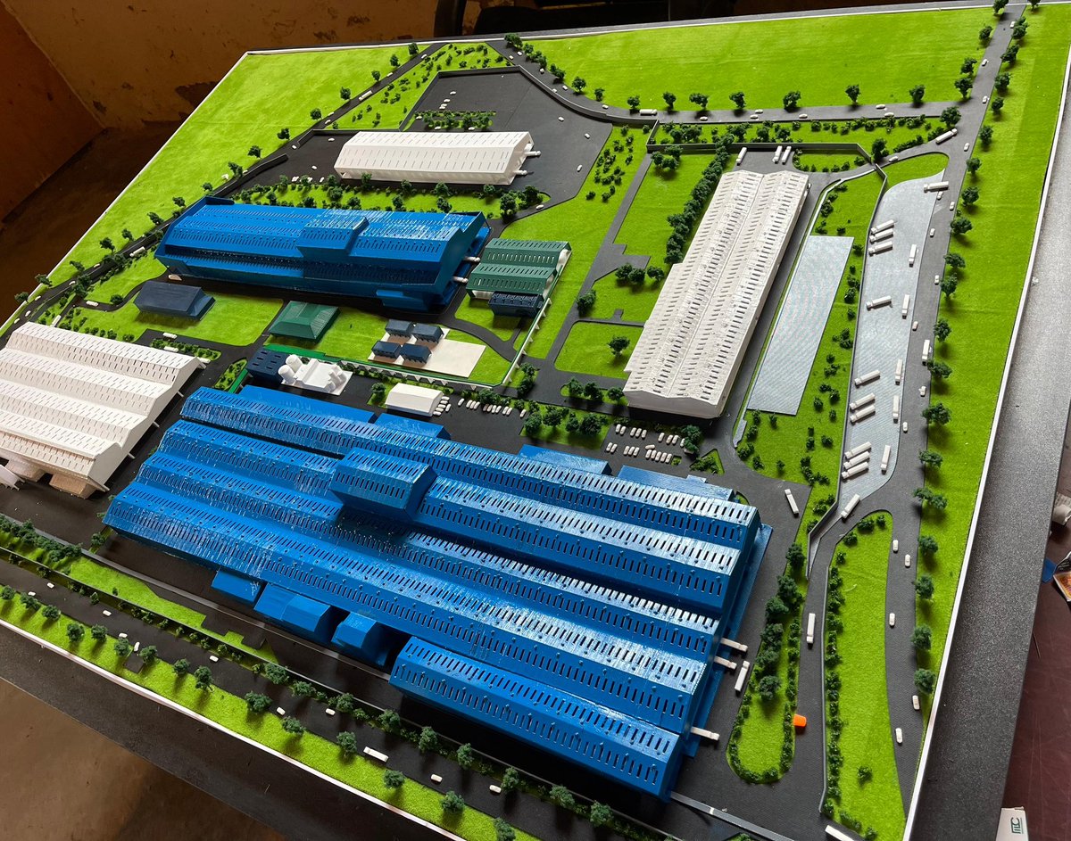 PHDmodelers's tweet photo. Showcasing precision &amp; innovation with our latest Industrial Architectural Model. This  design highlights the fusion of functionality and aesthetic vision crafted with precision to bring architectural concepts to life.
#PHDModelers https://t.co/EhewFR9TdK