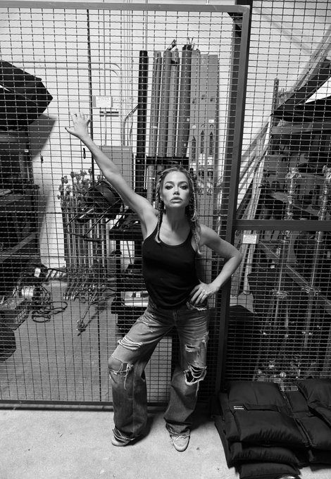 DENISE_RICHARDS