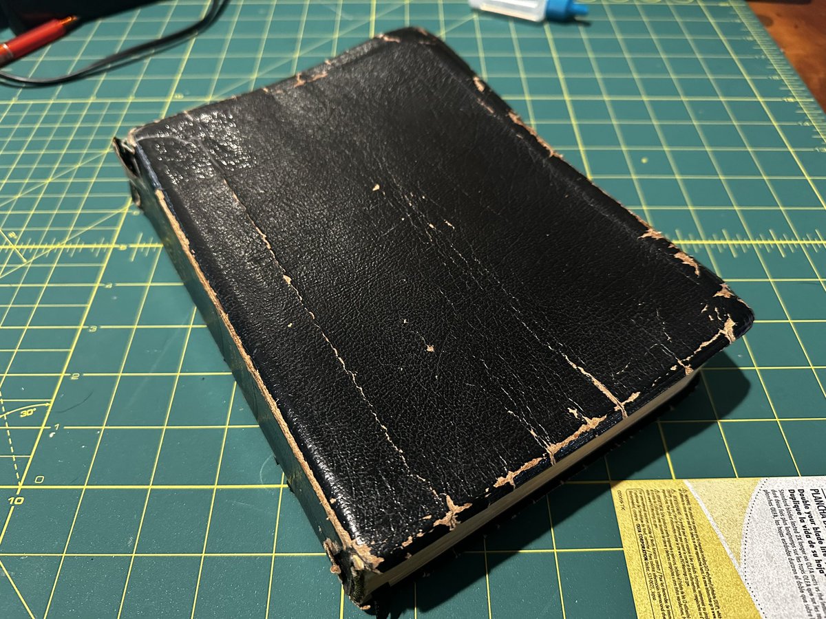 ReboundByGrace's tweet photo. 2/2 Bibles that were commissioned by Landmark Baptist Church! This one, once again, was Pastor Parson’s study Bible. 

The exterior is a Navy Blue Goatskin with a White Lambskin liner! Very soft and flexible! We shored up the text block of this one and made sure it is ready for some use in the future!