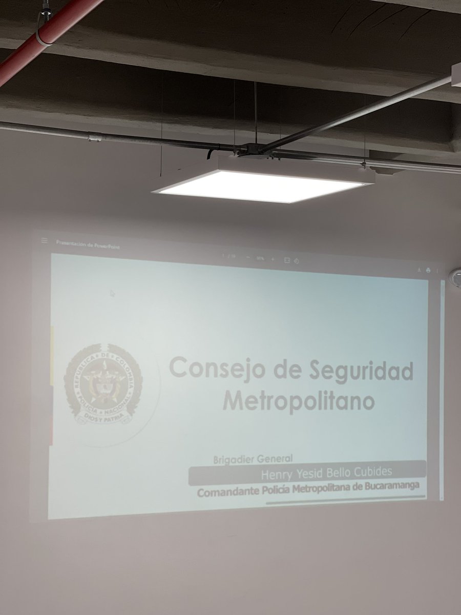 persofblanca's tweet photo. #AEstaHora Asistimos al Consejo Metropolitano de Seguridad y Convivencia Ciudadana📈

Desde la Personería Municipal de Floridablanca, reafirmamos nuestro compromiso con la seguridad y el bienestar de nuestra comunidad. https://t.co/G4tmCNKjOs