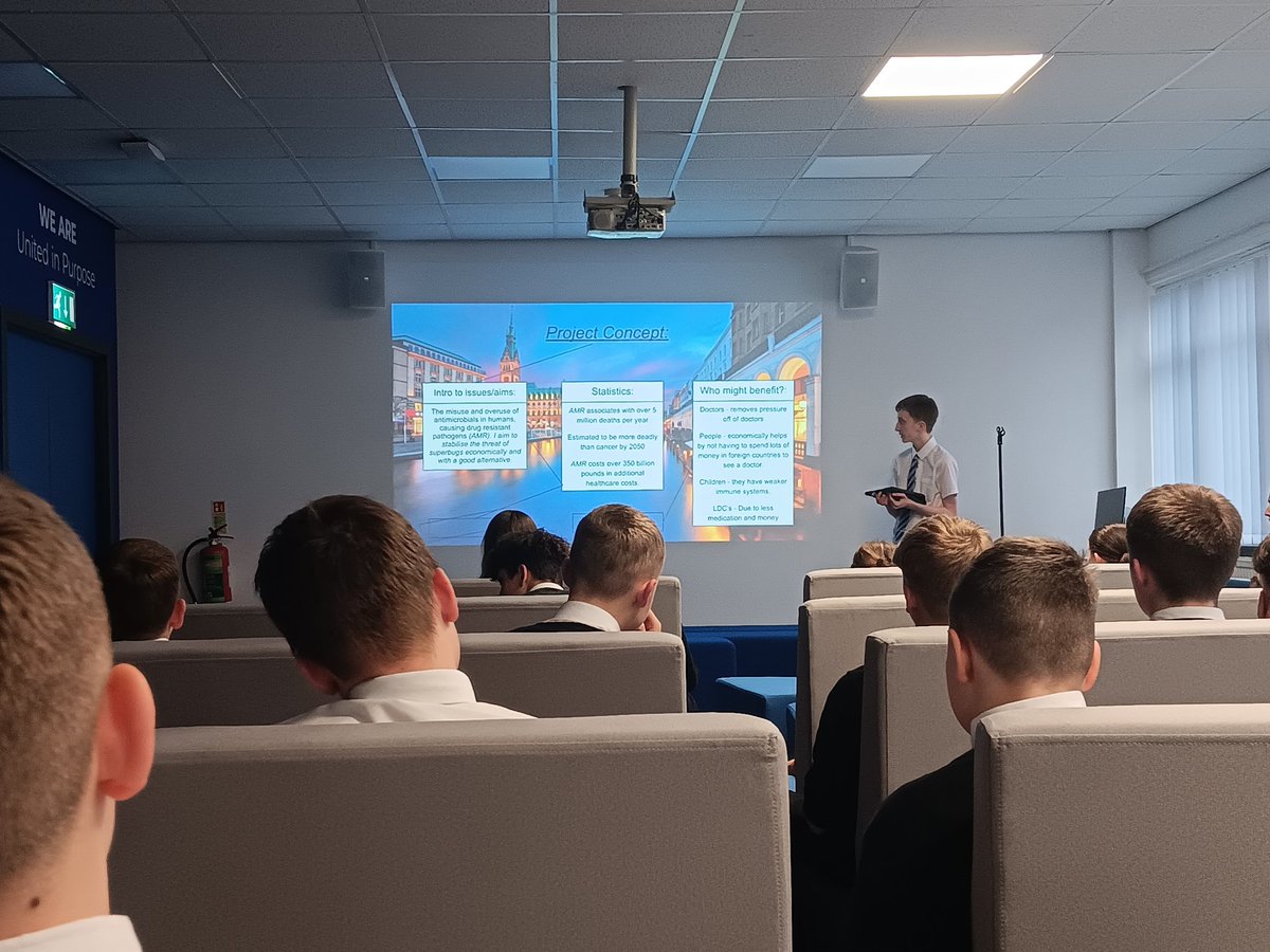 Miss McCabe @ Larbert High school tweet media