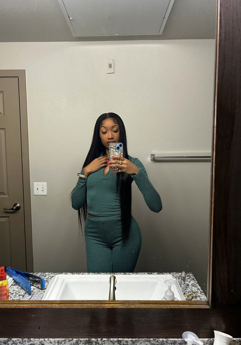 👽🪐 tweet media