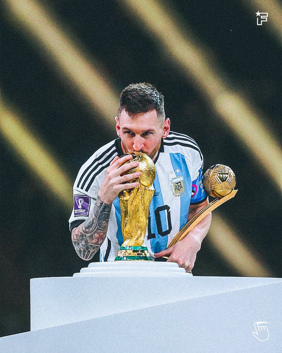 footmercato's tweet photo. 𝗧𝗛𝗥𝗘𝗔𝗗

Sortez du thread quand vous tombez sur un joueur meilleur que 𝗟𝗶𝗼𝗻𝗲𝗹 𝗠𝗲𝘀𝘀𝗶 ! 🇦🇷 https://t.co/TJj1vRW9Ec