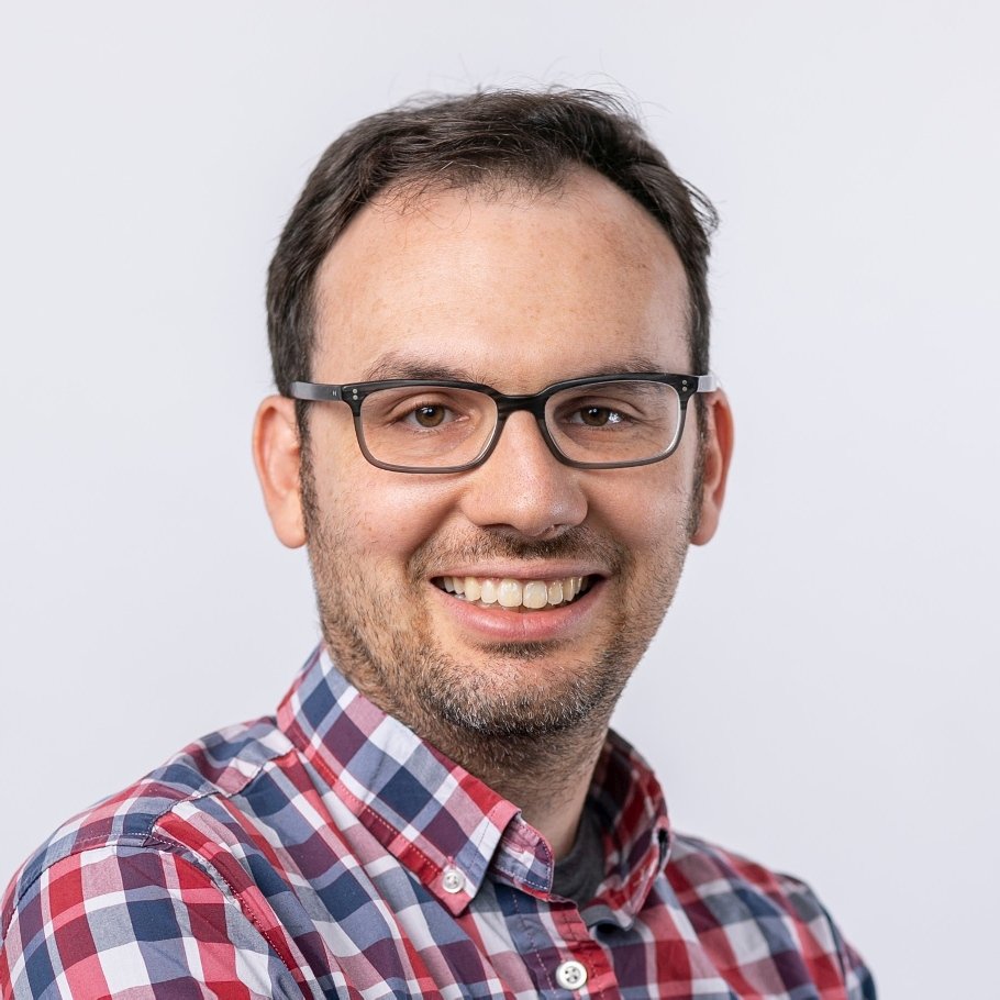 International Conference on 3D Vision (@3dvconf) on Twitter photo #3DV2025AMA Third guest on the Ask Me Anything series:
Noah Snavely <a href="/Jimantha/">Noah Snavely</a> from Cornell & Google DeepMind! 🌟
🕒 You have now 24 HOURS to ask him anything — drop your questions in the comments below!
We have also the AMA happening on Bluesky: bsky.app/profile/3dvcon… #3DV2025AMA Third guest on the Ask Me Anything series:
Noah Snavely <a href="/Jimantha/">Noah Snavely</a> from Cornell & Google DeepMind! 🌟
🕒 You have now 24 HOURS to ask him anything — drop your questions in the comments below!
We have also the AMA happening on Bluesky: bsky.app/profile/3dvcon…